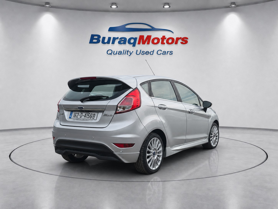 Ford Fiesta 2016 Ford Fiesta 1.0L  Auto *High Spec* — thumbnail 4