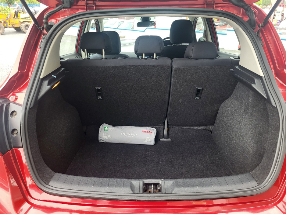 Nissan Pulsar 1.5 DSL SV NC E6 4DR — thumbnail 9