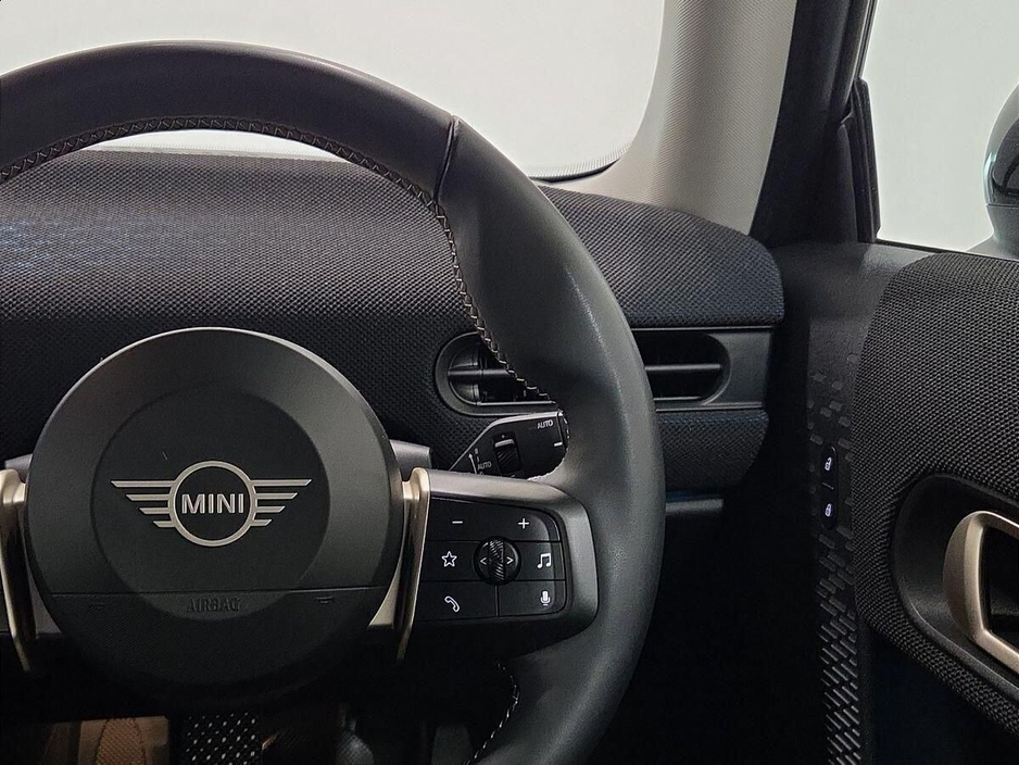 2024 MINI Hatch 1.5L Petrol For Sale Images