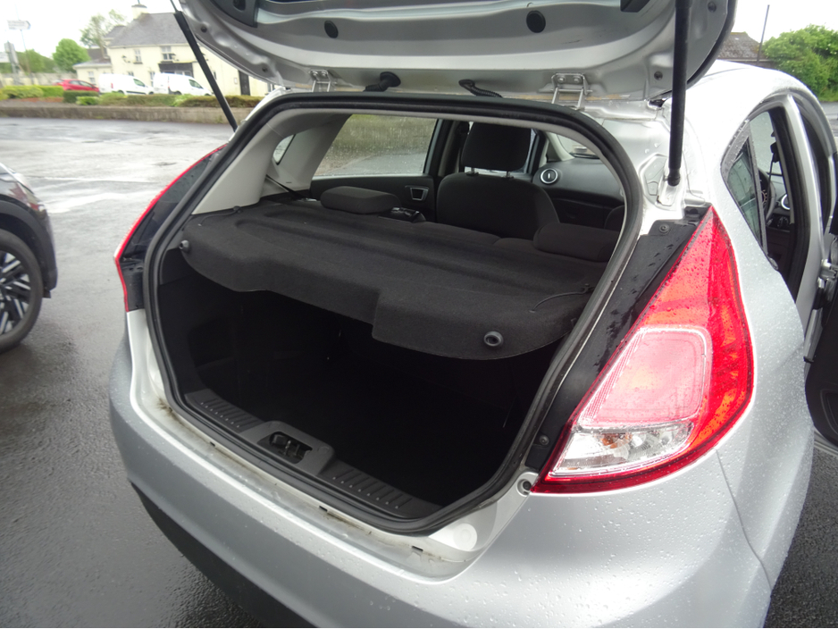 Ford Fiesta MCA ZETEC 1.0 65PS M5 4DR 5DR CB1 CNN — thumbnail 13