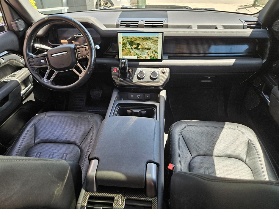 2022 Land Rover Defender 3L Petrol Hybrid For Sale Images