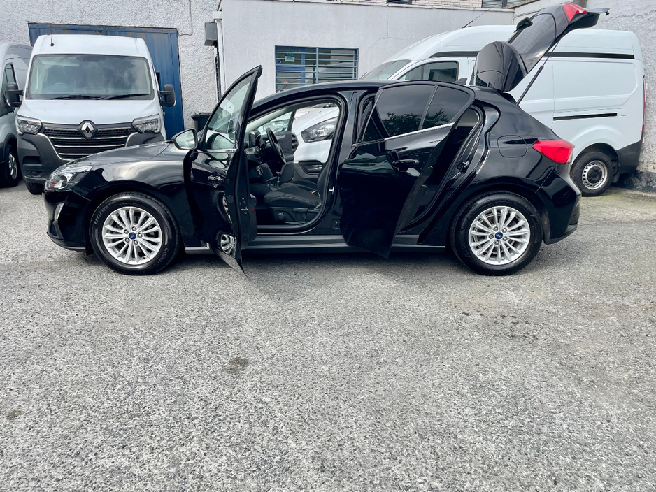 2022 Ford Focus 1.5L Diesel For Sale Images
