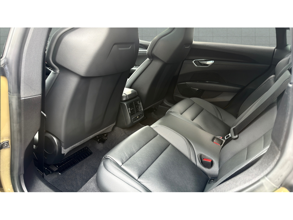2023 Audi e-tron GT quattro 0.9L Electric For Sale Images