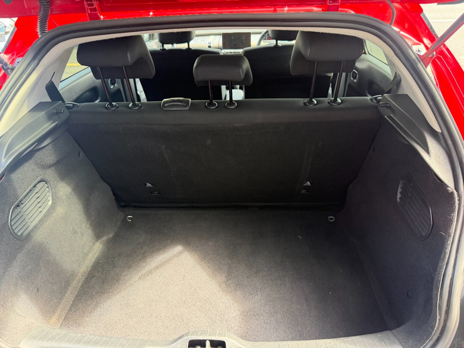 2015 Citroen C4 Cactus 1.6L Diesel For Sale Images