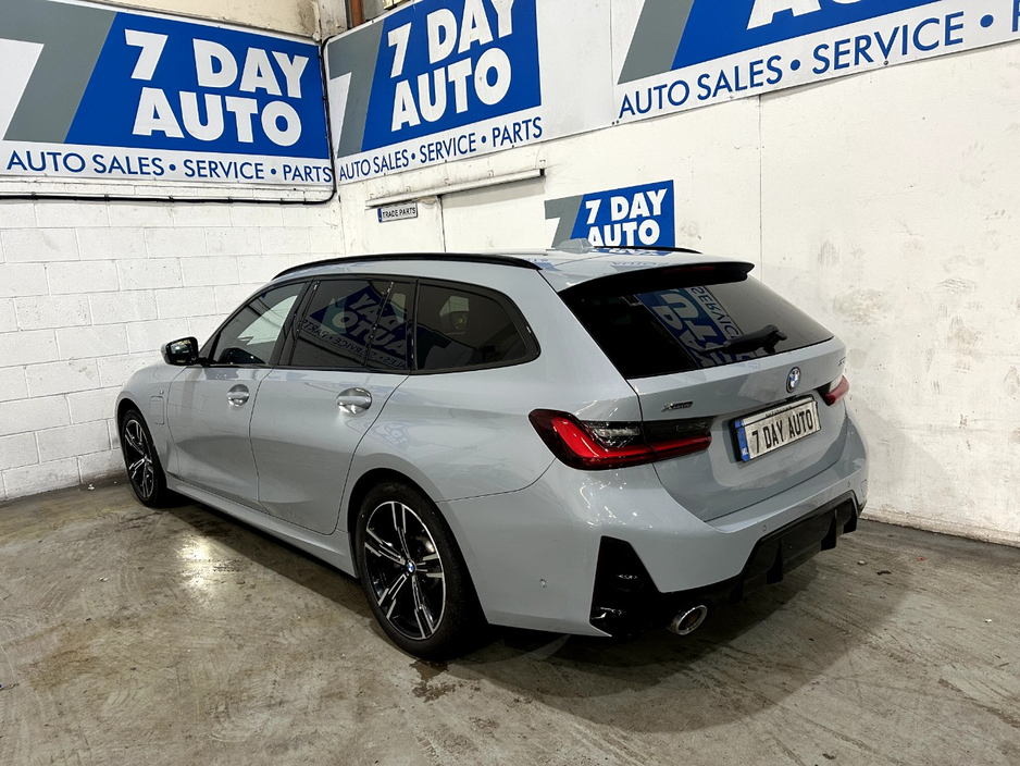 2024 BMW 3 Series 2L Petrol Plug-in Hybrid For Sale Images