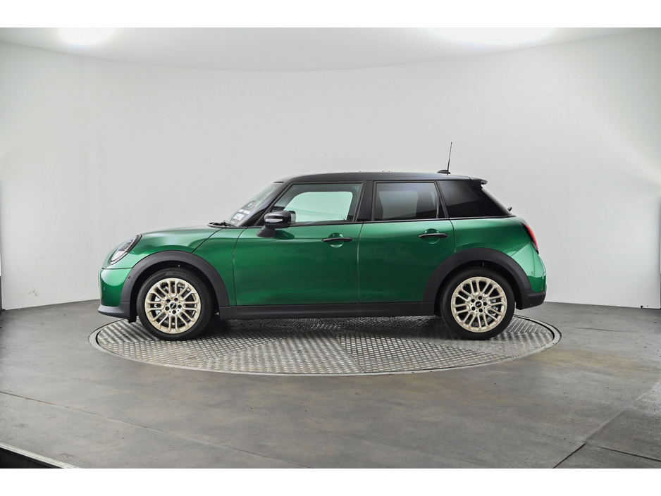 2025 MINI Cooper 1.5L Petrol For Sale Images