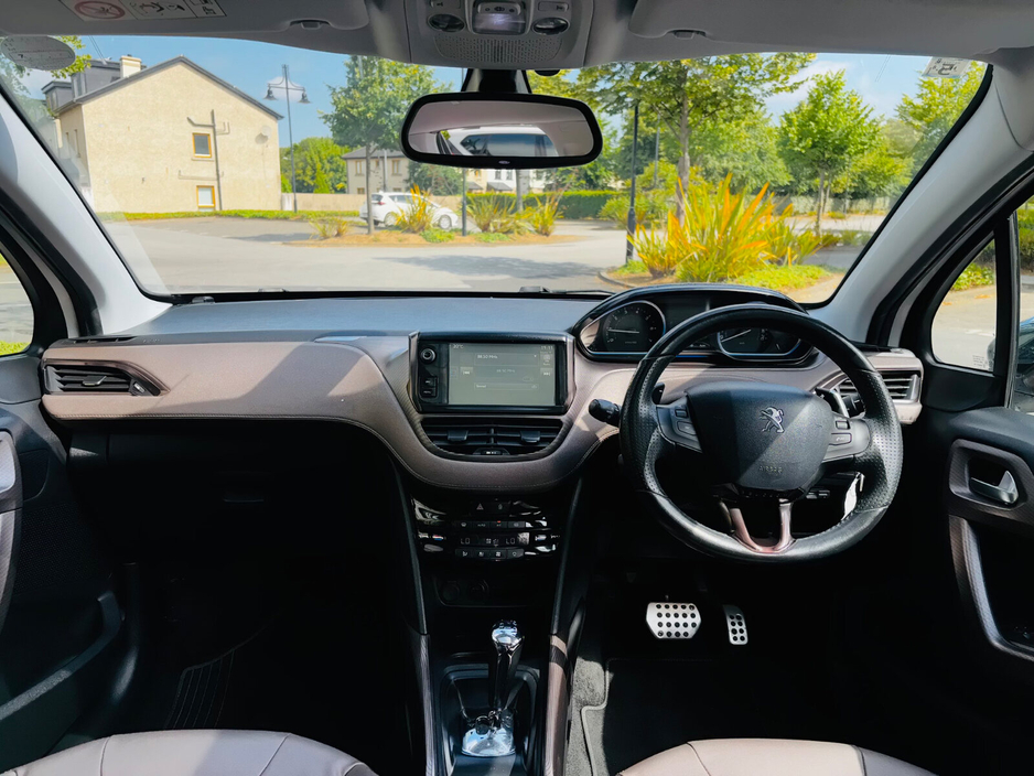 Peugeot 2008 — thumbnail 8