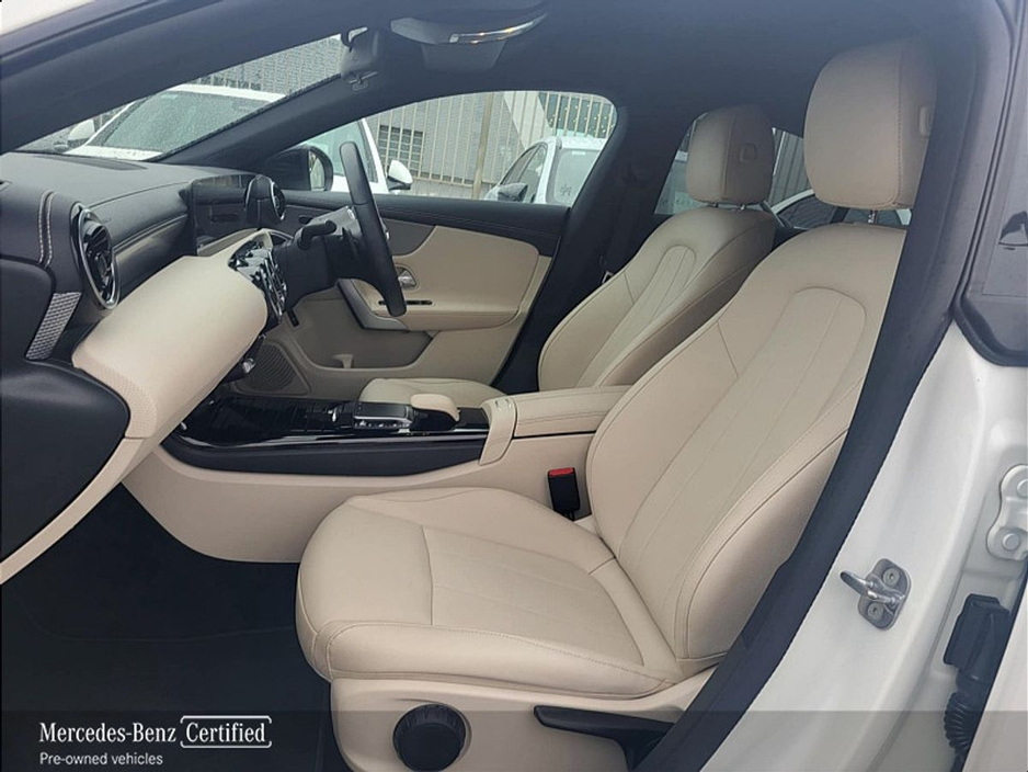 Mercedes-Benz CLA Class CLA180 Coupe Progressive AUTO *(NIGHT PACK)* — thumbnail 14