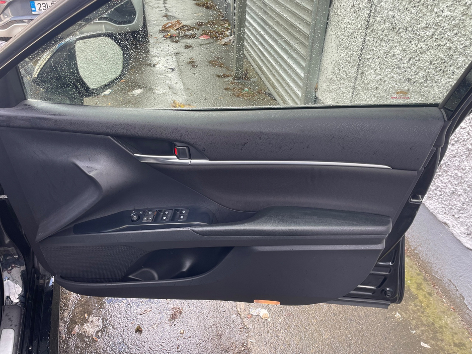 2018 Toyota Camry 2.5L Petrol Hybrid For Sale Images