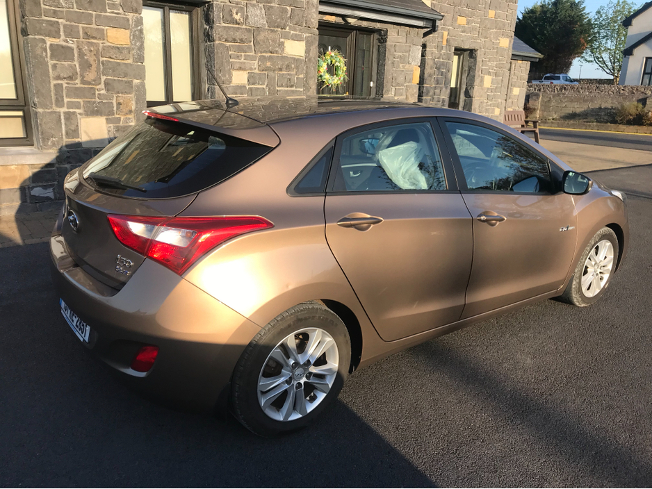 2015 Hyundai i30 1.6L Diesel For Sale Images