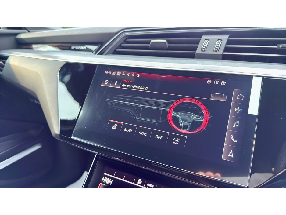 2024 Audi Q8 e-tron 0.9L Electric For Sale Images
