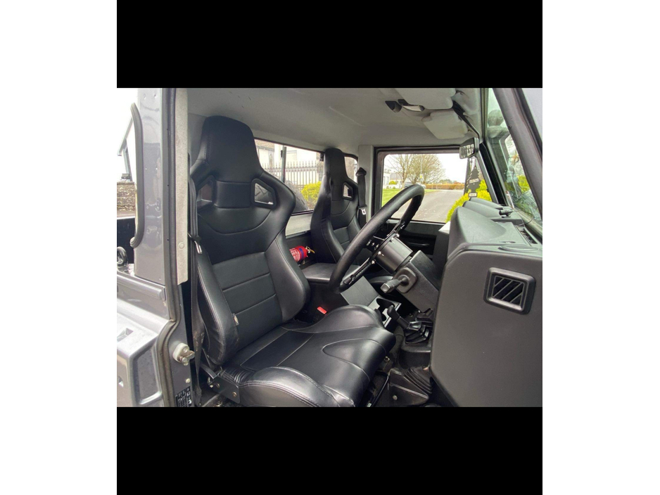 2011 Land Rover Defender 2.2L Diesel For Sale Images