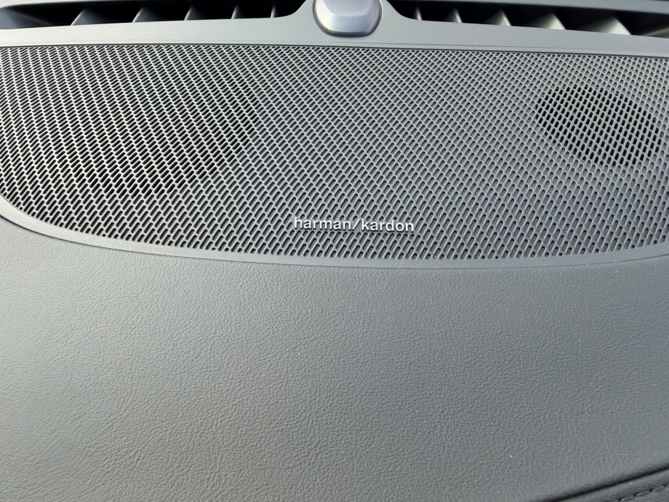 2025 Volvo XC90 2L Petrol Plug-in Hybrid For Sale Images