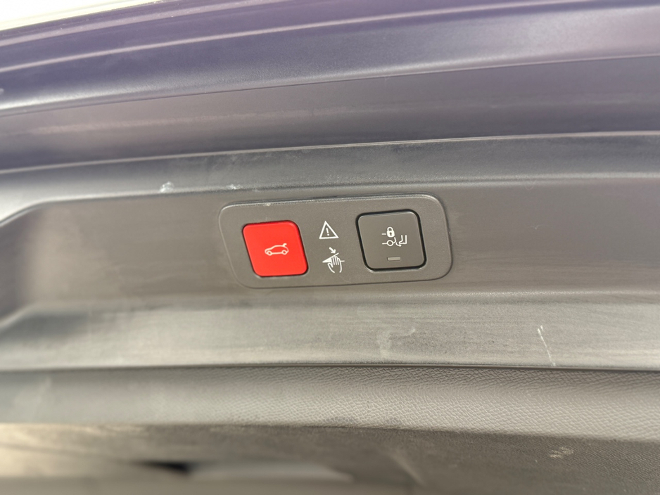 2018 Peugeot 5008 2L Diesel For Sale Images