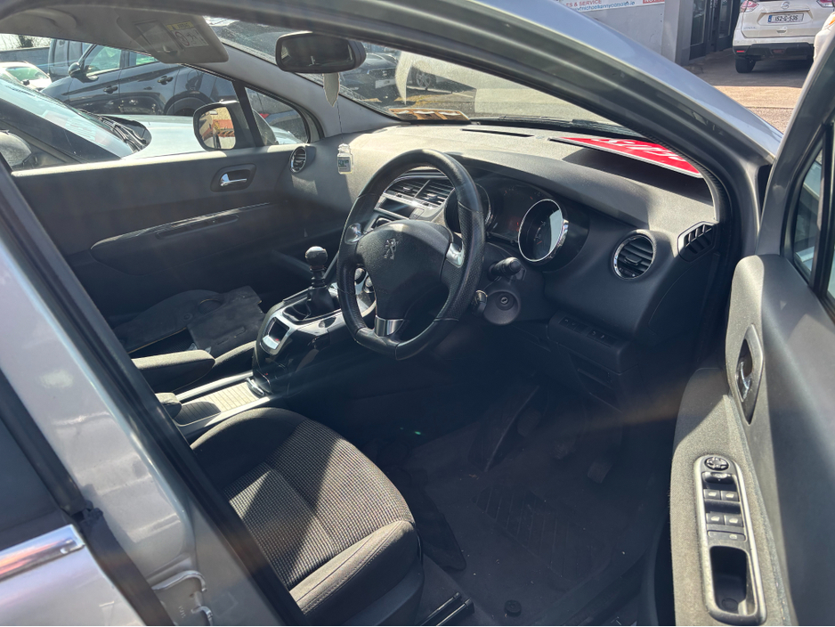 2015 Peugeot 5008 1.6L Diesel For Sale Images