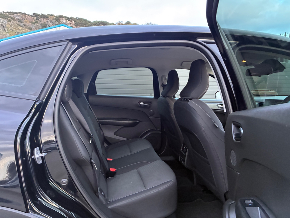 2024 Renault Arkana 1.6L Hybrid For Sale Images