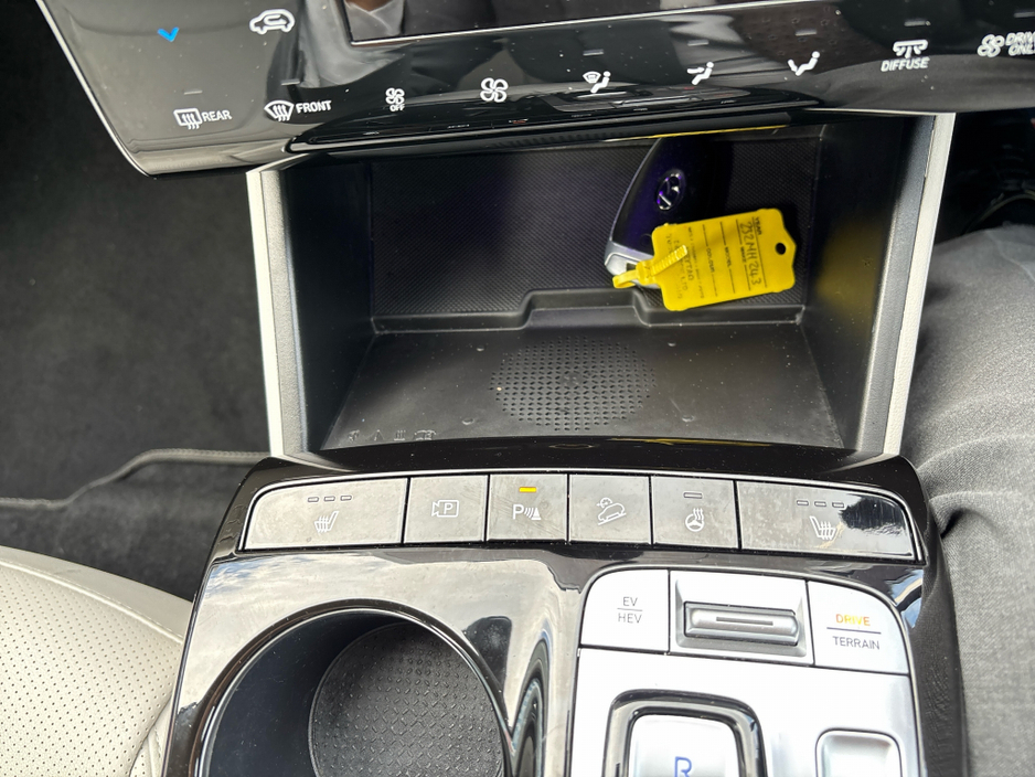 2023 Hyundai Tucson 1.6L Petrol Plug-in Hybrid For Sale Images