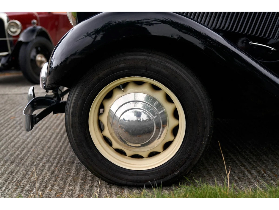 1950 Citroen Traction Avant 2L Petrol For Sale Images