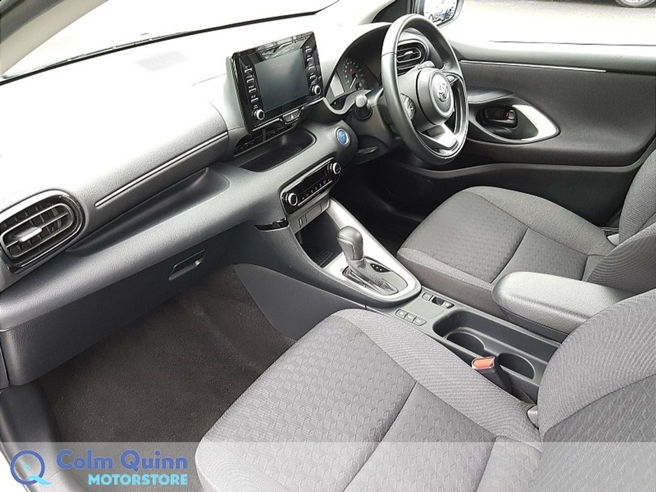 Used Toyota Yaris LUNA 1.5 HYBRID AUTO HATCHBACK (2023 (231))