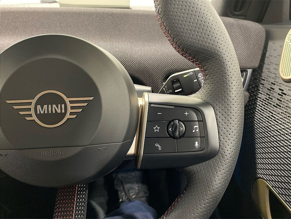 2025 MINI Hatch 0L Electric For Sale Images
