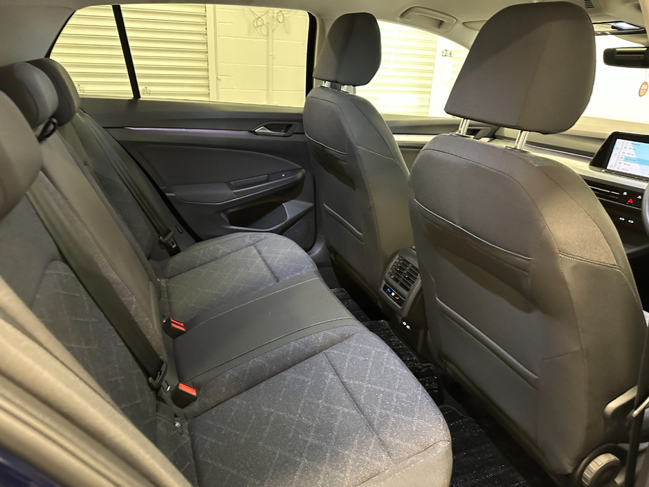 2022 Volkswagen Golf 1L Petrol For Sale Images