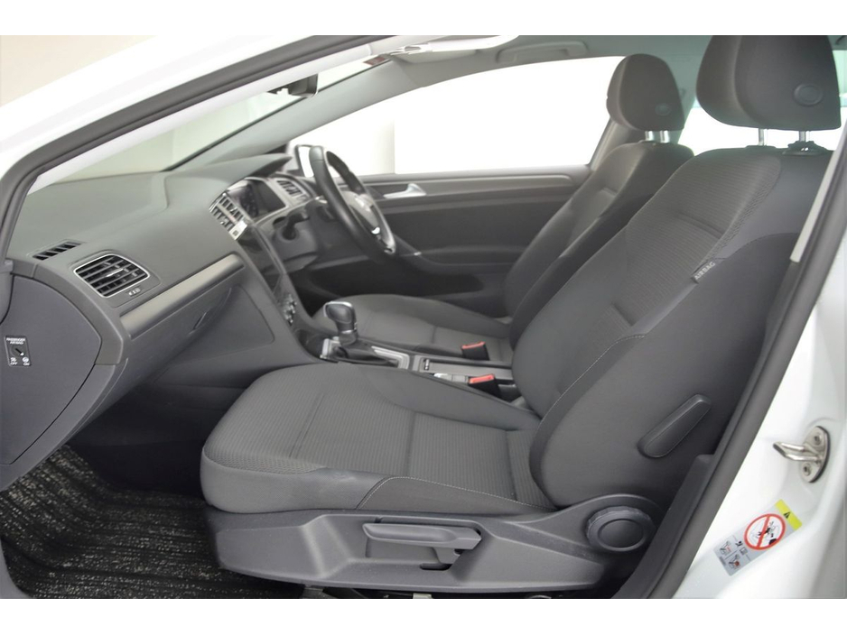Volkswagen Golf 1.2 TSI DSG MK7.5 COMFORTLINE *DIG DASH*REVERSE CAM*CARPLAY*ANDROID* — thumbnail 15