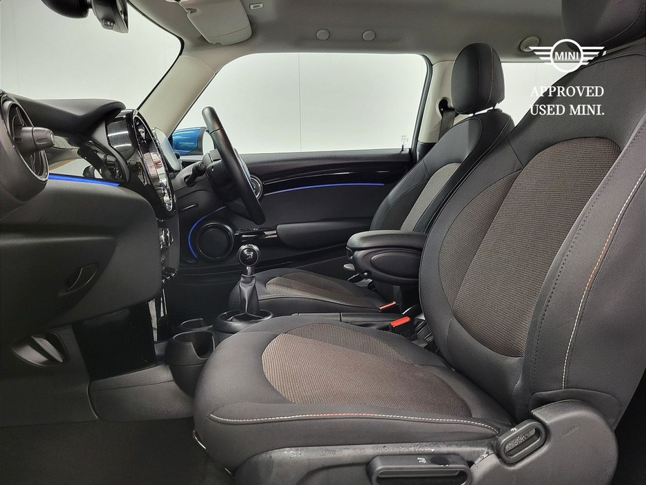 2022 MINI Hatch 1.5L Petrol For Sale Images