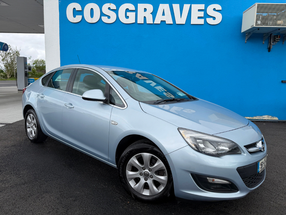 Used Opel Astra 2016 in Mayo