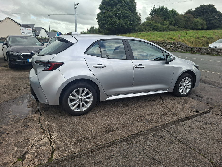 2024 Toyota Corolla 1.8L Petrol Hybrid For Sale Images