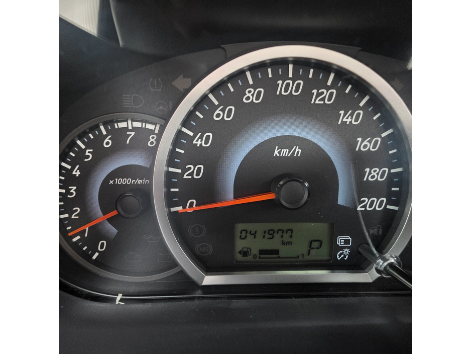 Mitsubishi Mirage — thumbnail 22