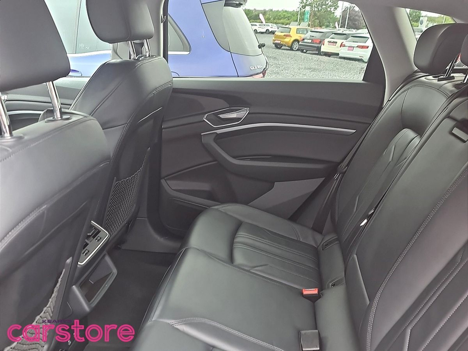 Audi e-tron E-Tron Sport 50 Quattro Sport 11kW Charger 50 313 71.2 kWh Quattro Auto — thumbnail 10