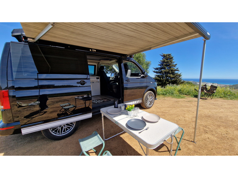 2020 Volkswagen Transporter Kombi 2L Diesel For Sale Images