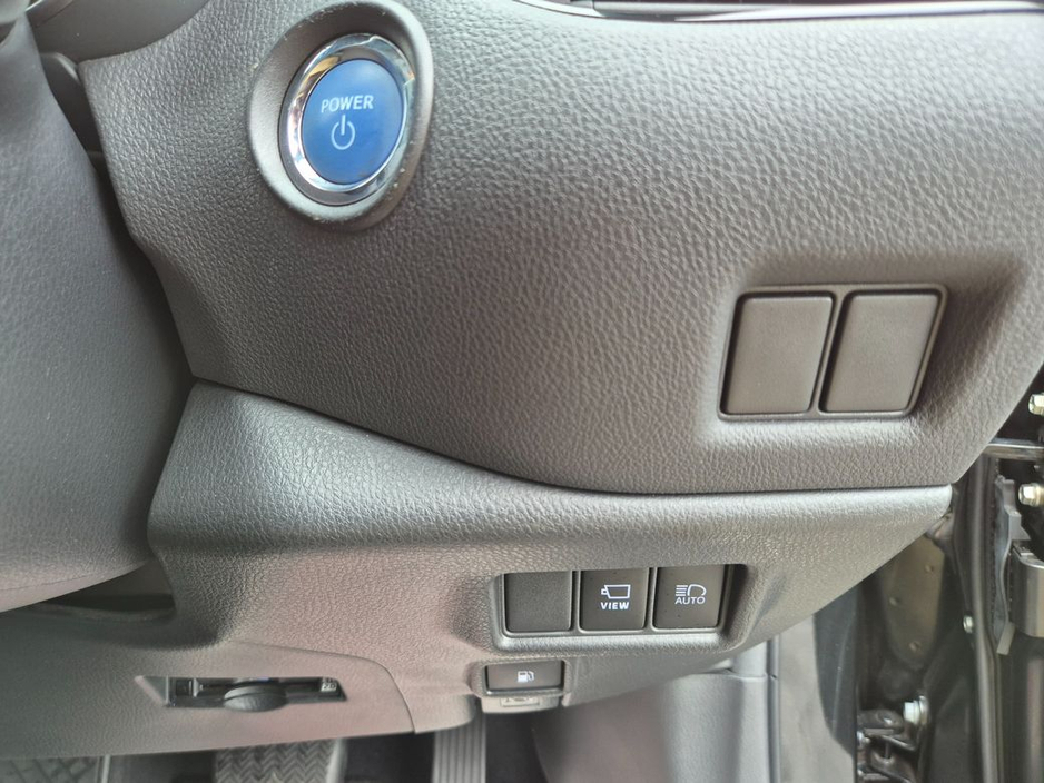Toyota C-HR 1.8 HYBRID / SOL NERO WITH SAFETEY PACK 2 / TAX €160 — thumbnail 28