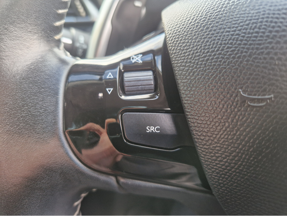 2015 Peugeot 308 1.2L Petrol For Sale Images