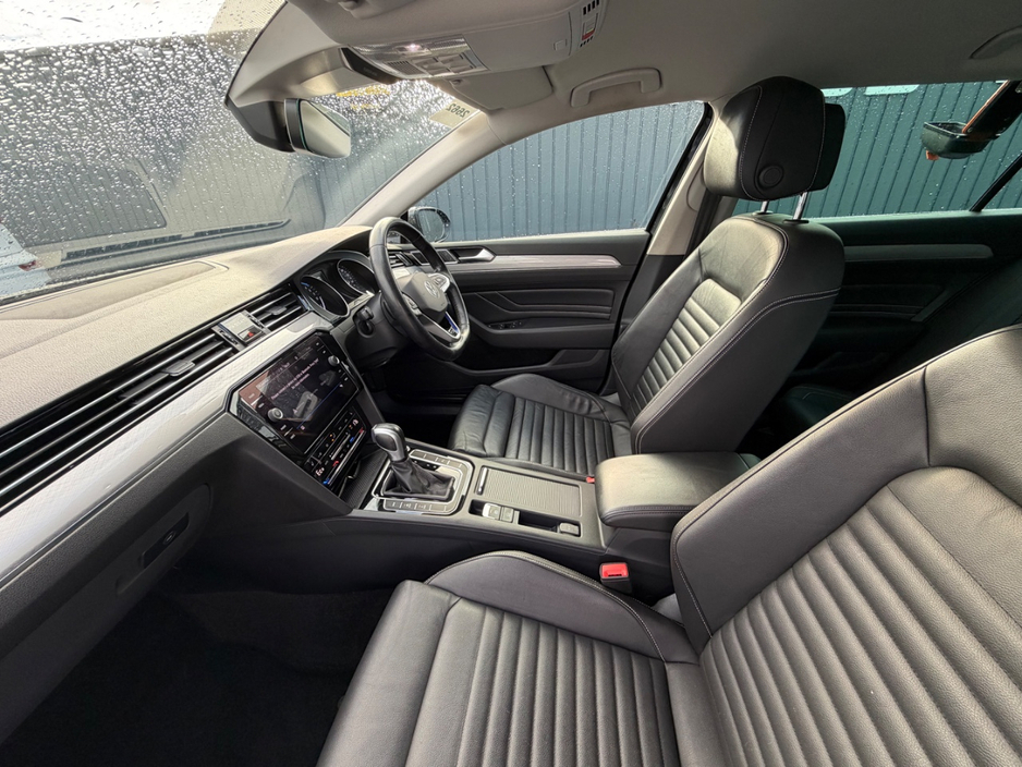 2022 Volkswagen Passat 1.4L Hybrid For Sale Images