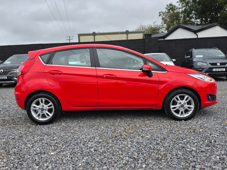 Ford Fiesta 2016 Ford Fiesta 1.0/Low mileage/Warranty — thumbnail 11