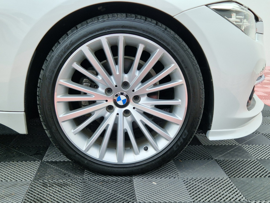 2017 BMW 3 Series 2L Diesel For Sale Images