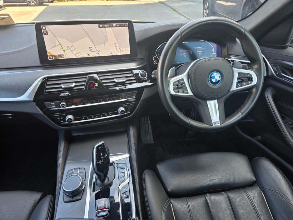 2022 BMW 5 Series 2L Petrol Plug-in Hybrid For Sale Images