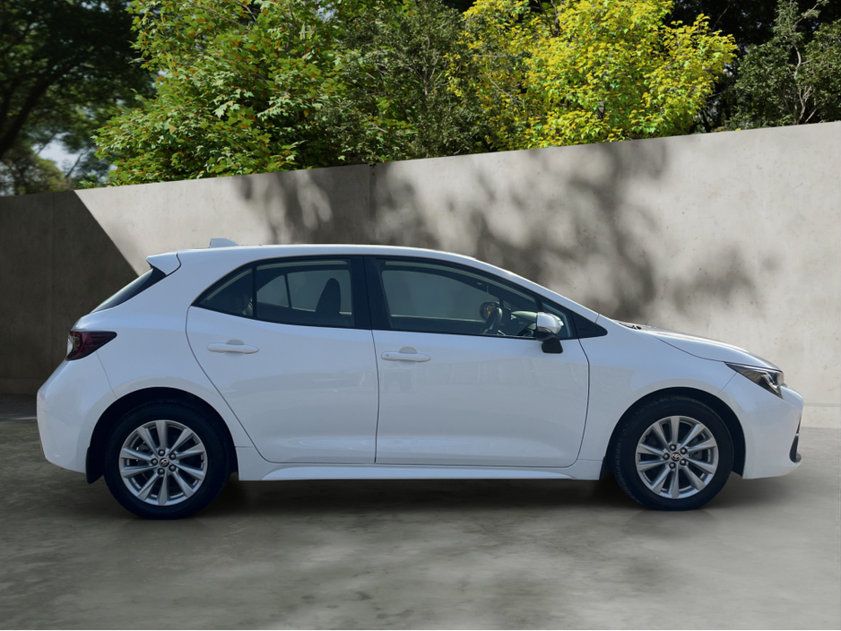 2025 Toyota Corolla 1.8L Petrol Hybrid For Sale Images