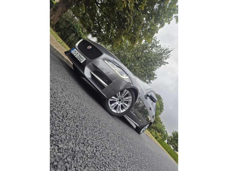 Jaguar XF 2.0 D RWD R-SPORT MY 18 4DR AUTO — thumbnail 19