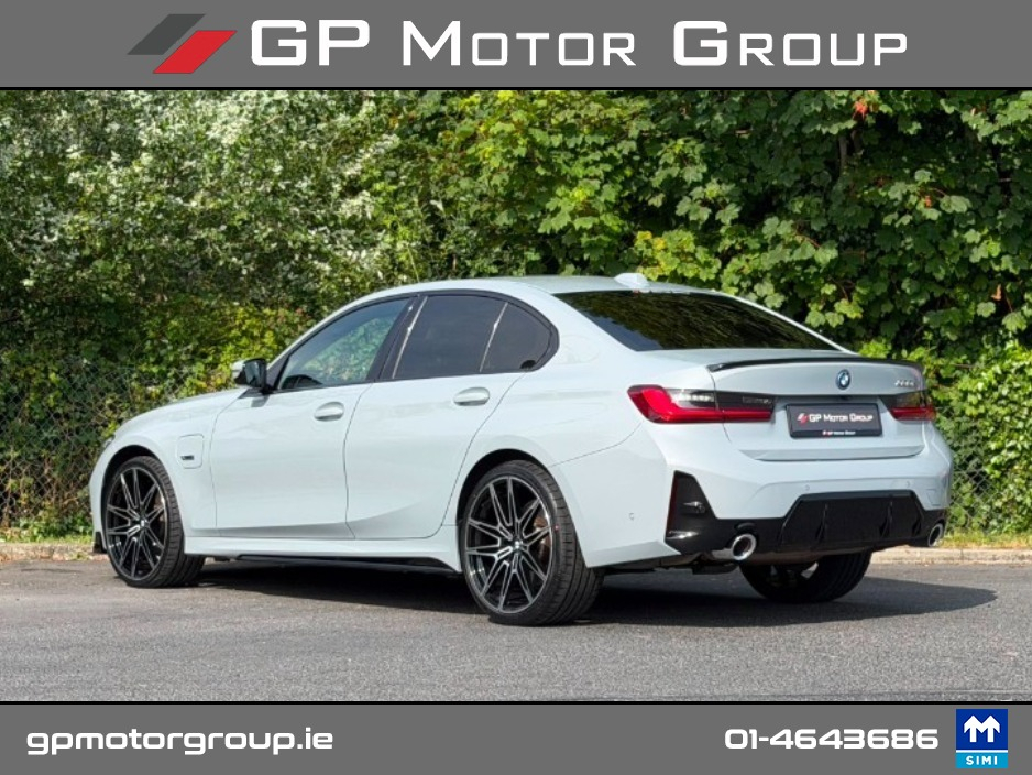 BMW 3 Series 330E M SPORT M PERFORMANCE *1 YEAR WARRANTY* — thumbnail 8