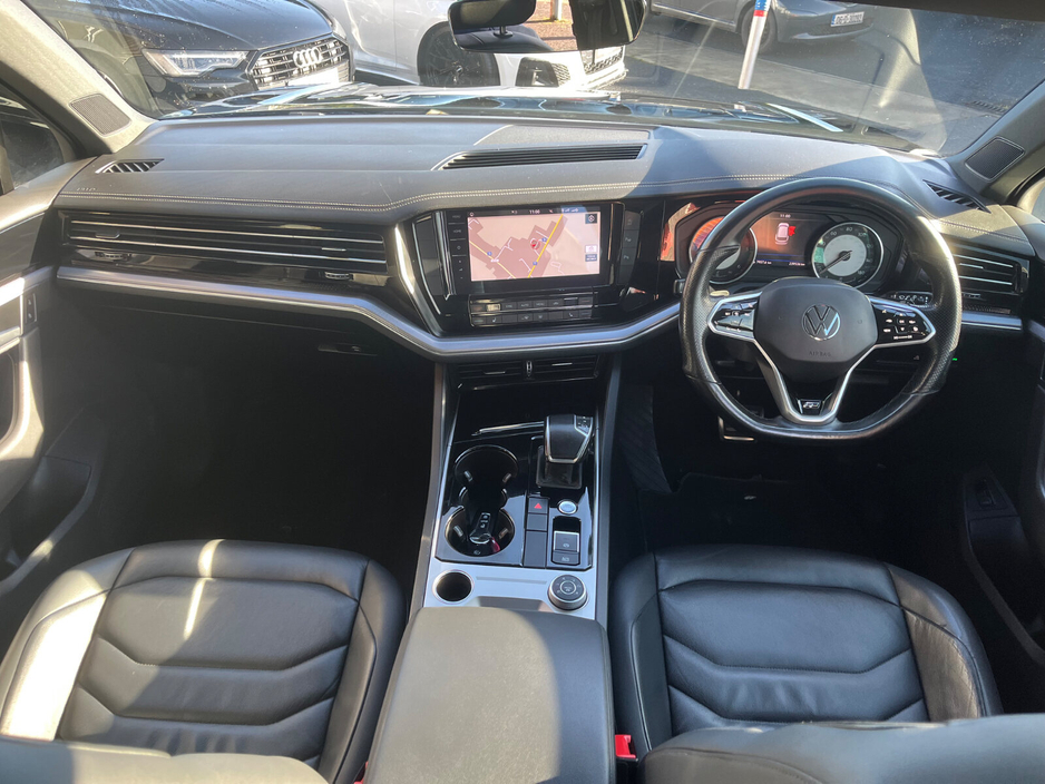 2021 Volkswagen Touareg 3L Diesel For Sale Images