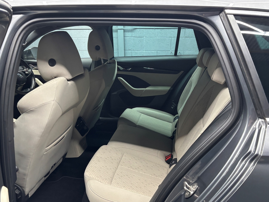 2022 Skoda Octavia 2L Diesel For Sale Images