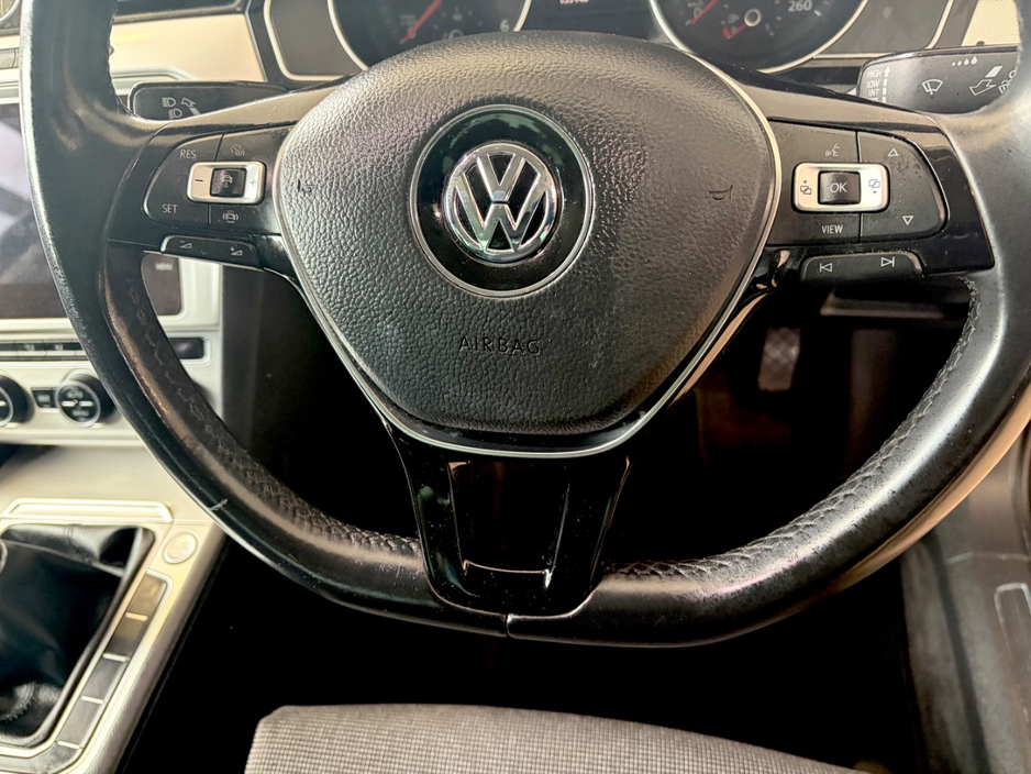 2019 Volkswagen Passat 2L Diesel For Sale Images