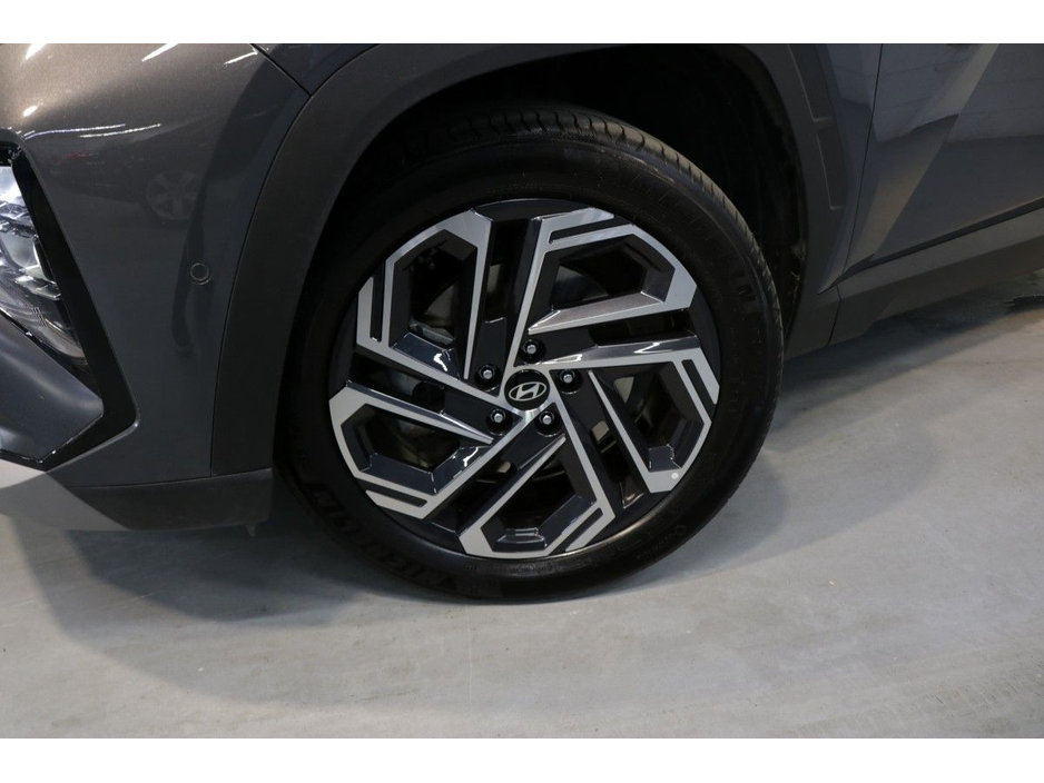 Hyundai Tucson PHEV Platinum 1.6L Petrol Automatic SUV - Plug in hybrid - — thumbnail 4