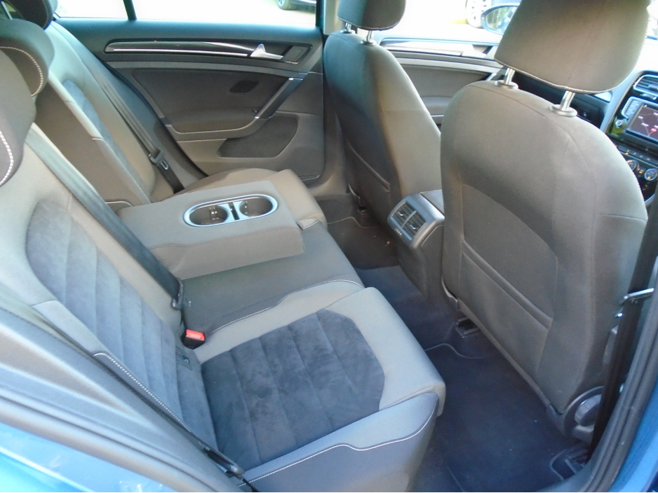 2016 Volkswagen Golf 1.6L Diesel For Sale Images