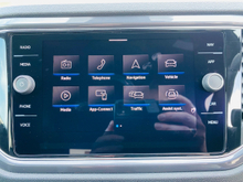 2021 Volkswagen T-Roc 2L Diesel For Sale Images