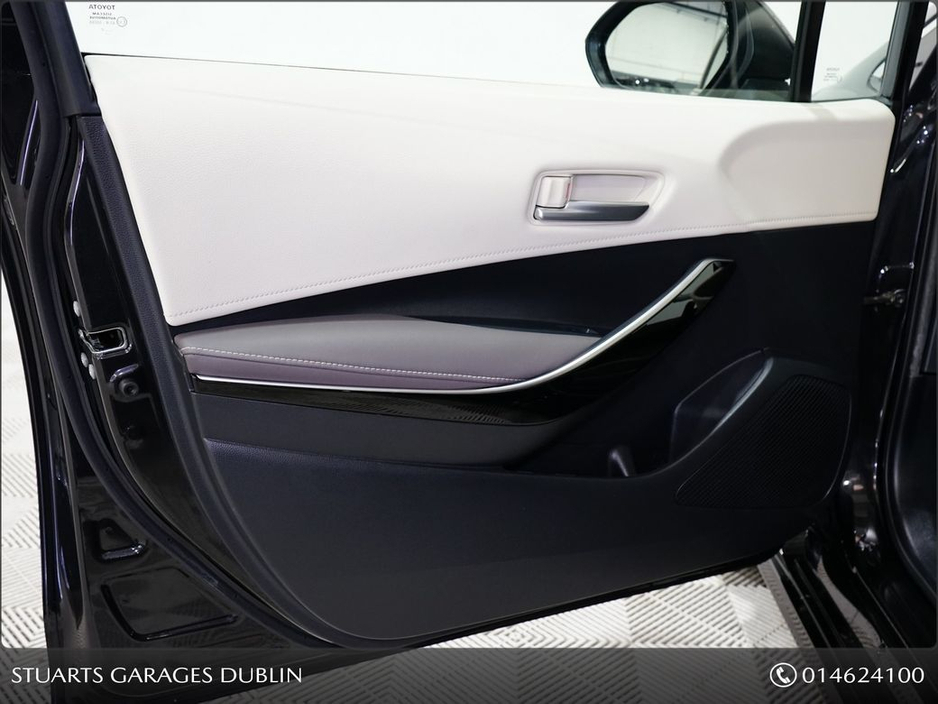 Toyota Corolla Hybrid SOL Saloon 4DR Auto*Night Sky Black Metallic with Light grey Partial leather*18" Bi-Tone Grey Alloys* — thumbnail 12