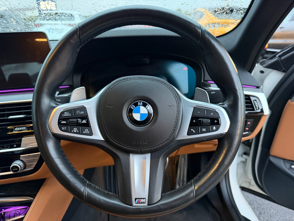 2021 BMW 5 Series 2L Petrol Plug-in Hybrid For Sale Images