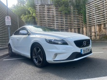 2015 Volvo V40 2L Diesel For Sale Images